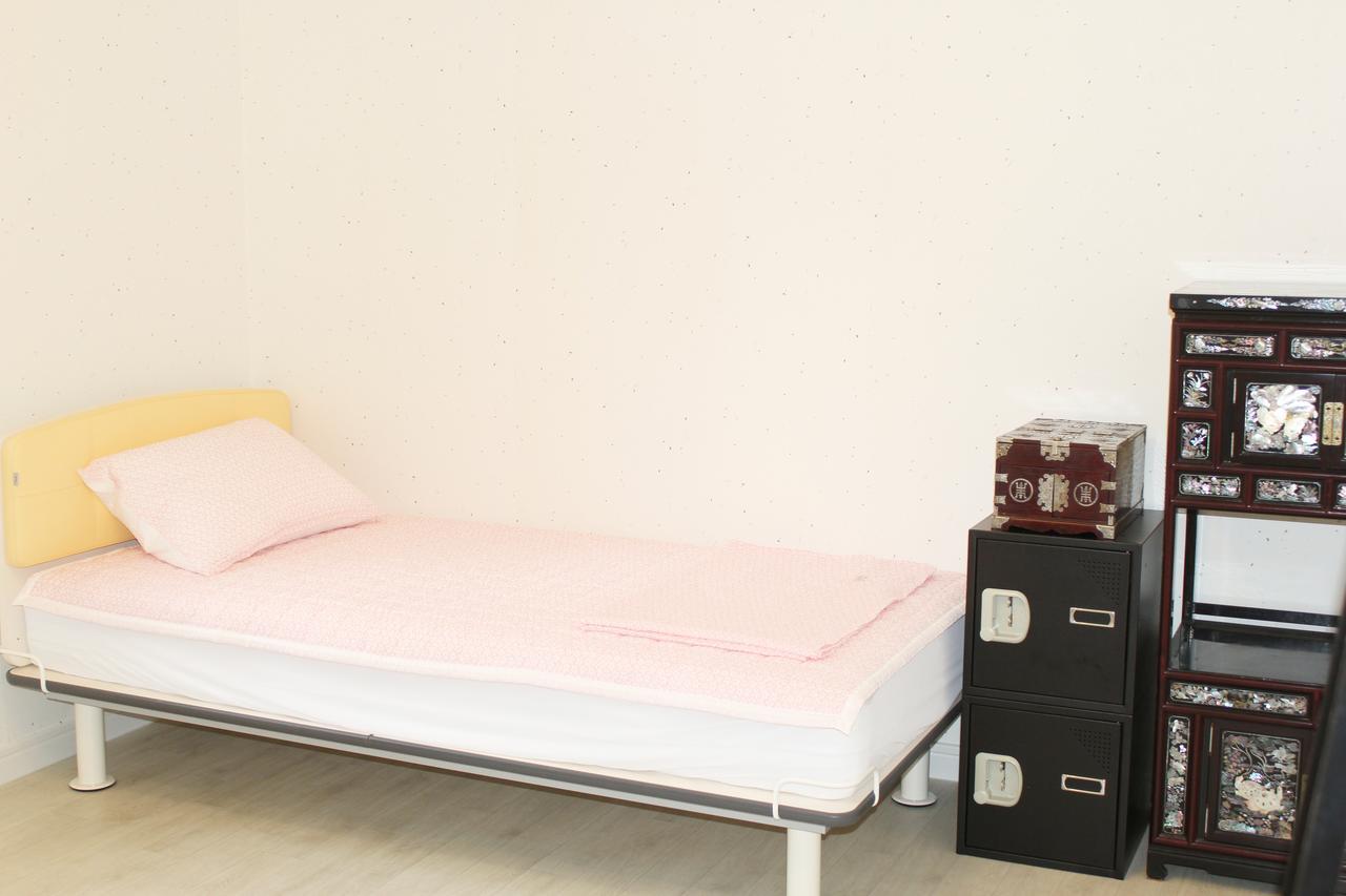 Lia House Hostel Busan Bagian luar foto